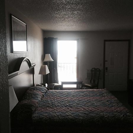 Country Inn Bolivar Dış mekan fotoğraf