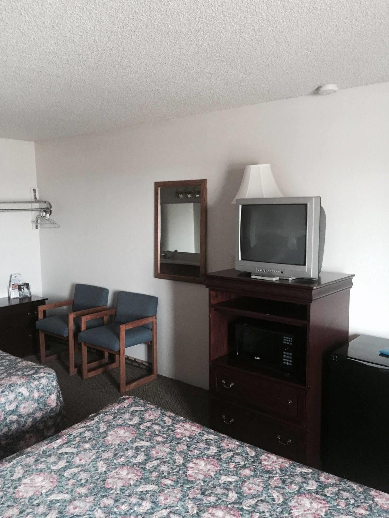Country Inn Bolivar Dış mekan fotoğraf